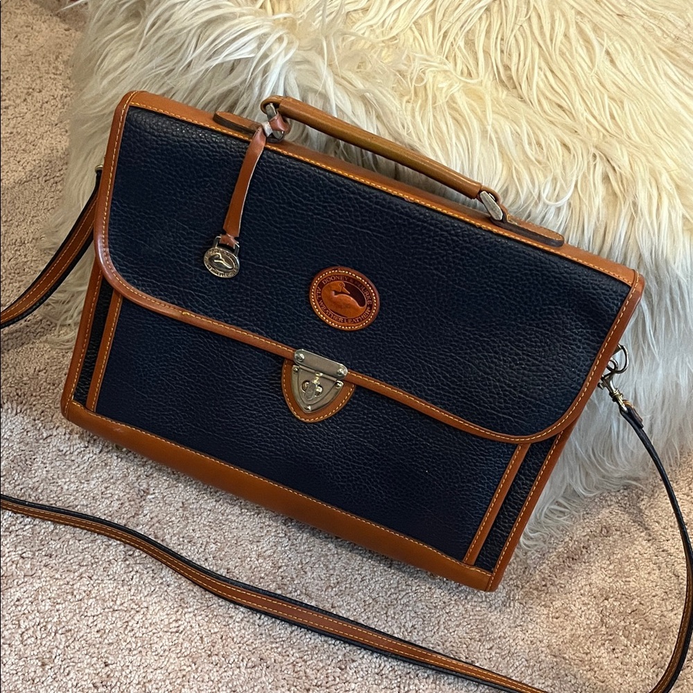 Dooney & Bourke Navy and Tan Pebble Leather Laptop / Briefcase - Picture 10 of 16